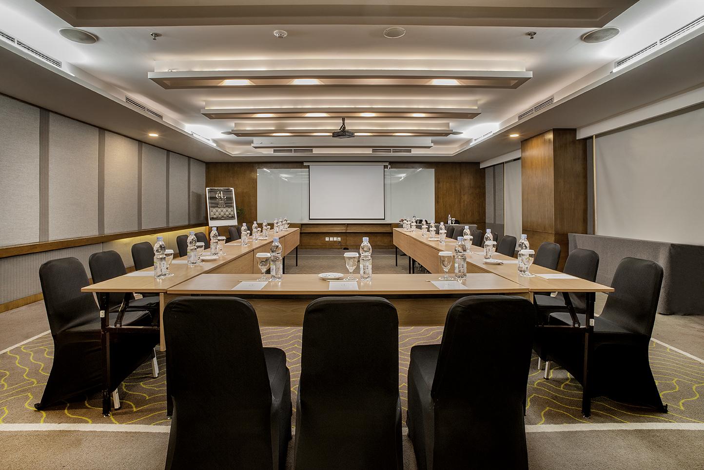 El Hotel Jakarta Eksteriør bilde