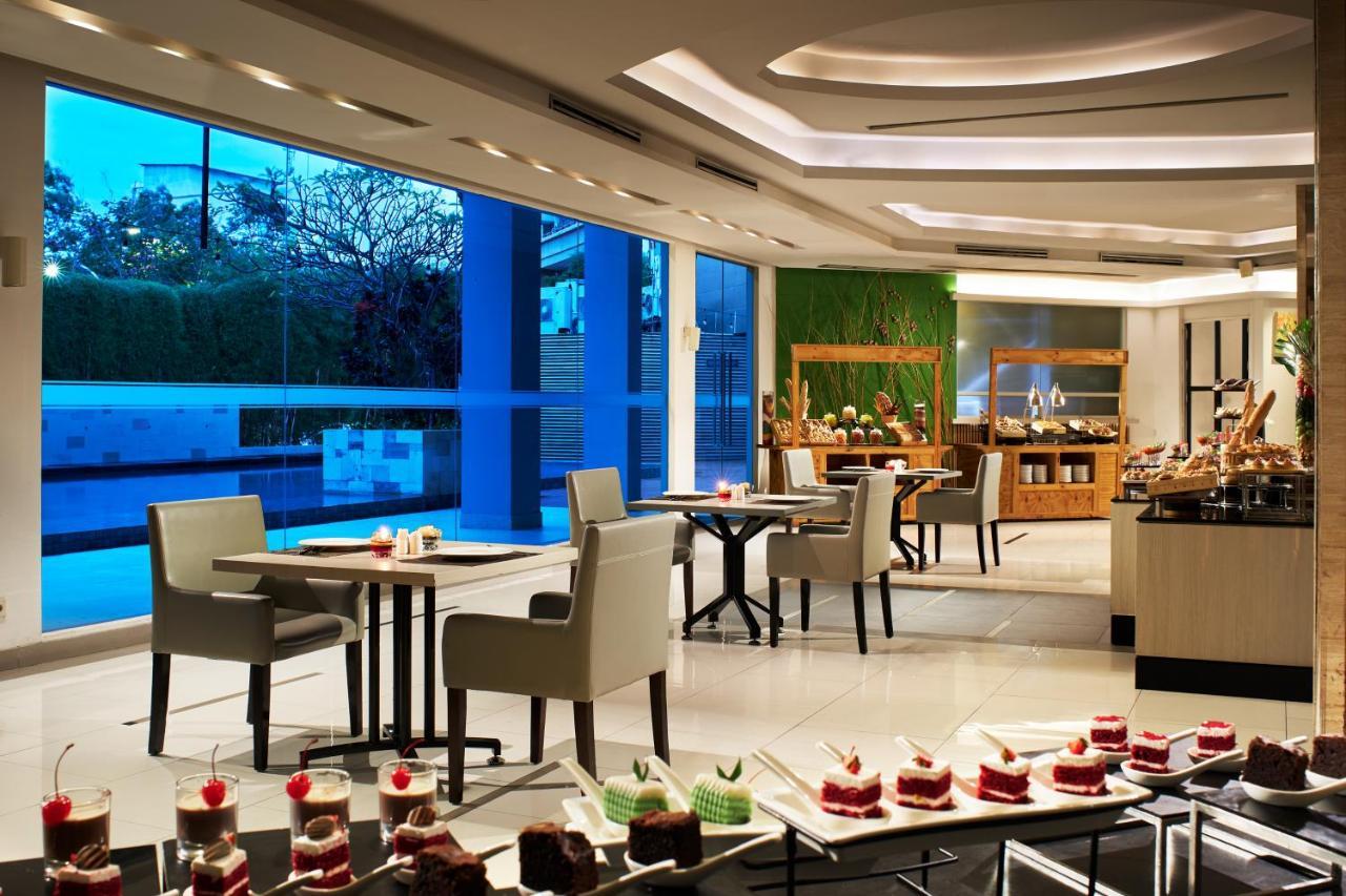 El Hotel Jakarta Eksteriør bilde