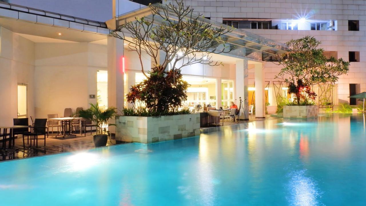 El Hotel Jakarta Eksteriør bilde